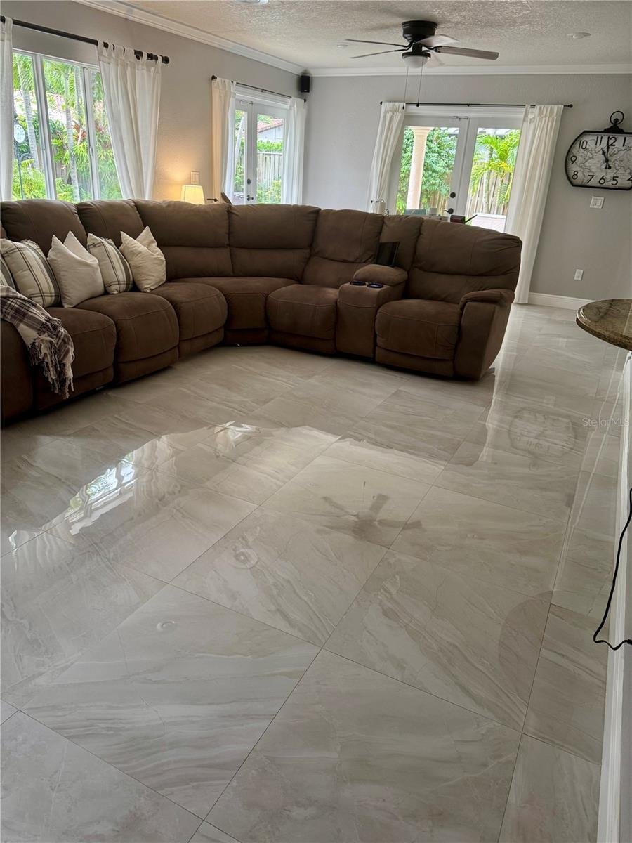House in Miami Lakes, Florida, United States 5 - 18345366