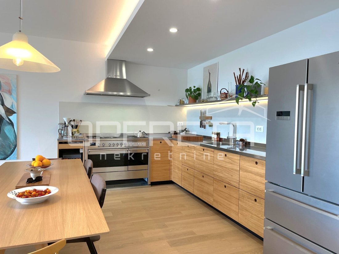 Apartment in Znjan, Split, Split-Dalmatia County 4 - 18408599