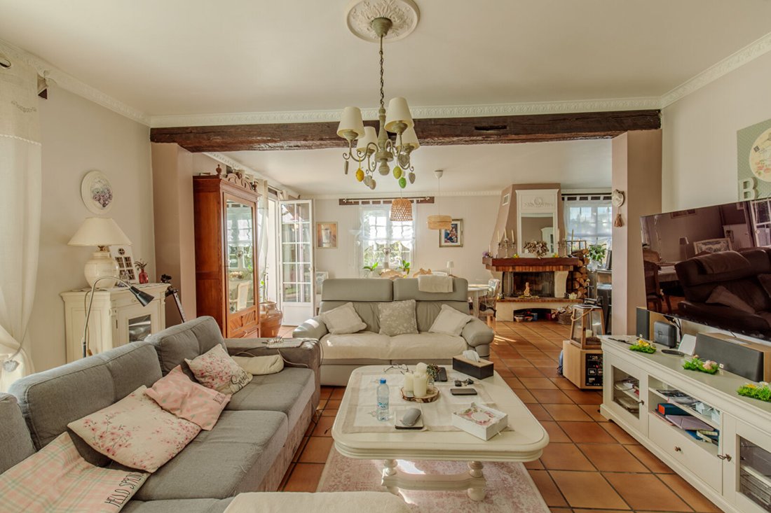 Villa in Gaillon-sur-Montcient, Ile-de-France, France 3 - 18405965