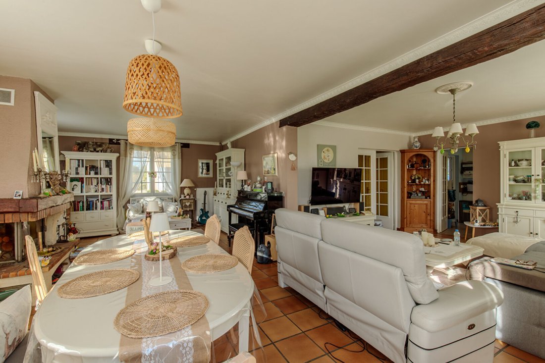 Villa in Gaillon-sur-Montcient, Ile-de-France, France 4 - 18405965