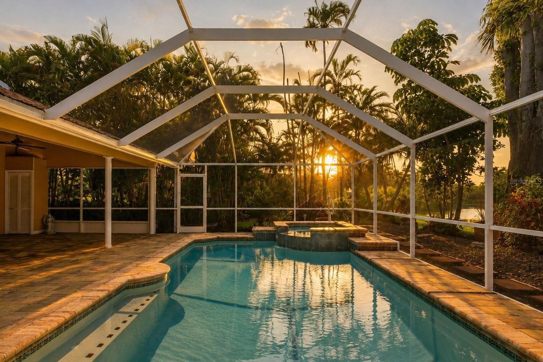 House in Sarasota, Florida, United States 1 - 17351432