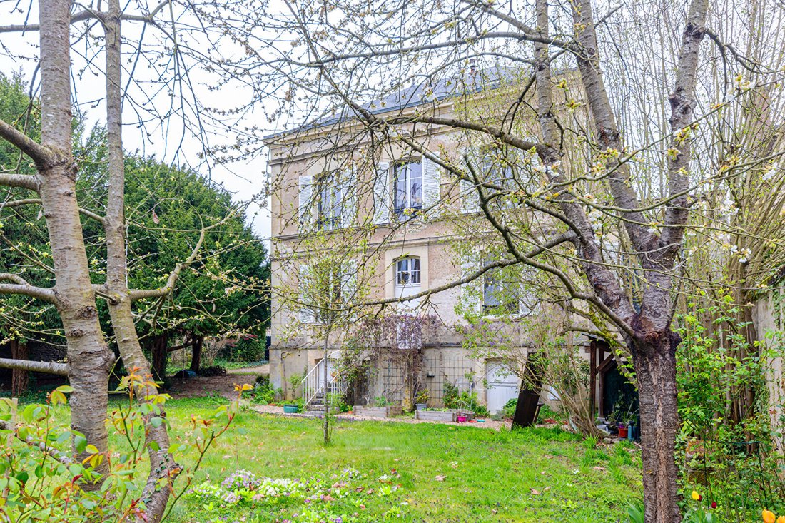 Villa in Centre Ville, Amiens, France 2 - 18405260