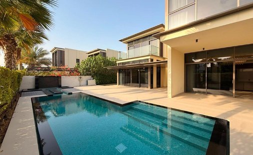 Villa in Hadaeq Sheikh Mohammed Bin Rashid, Dubai, United Arab Emirates 1