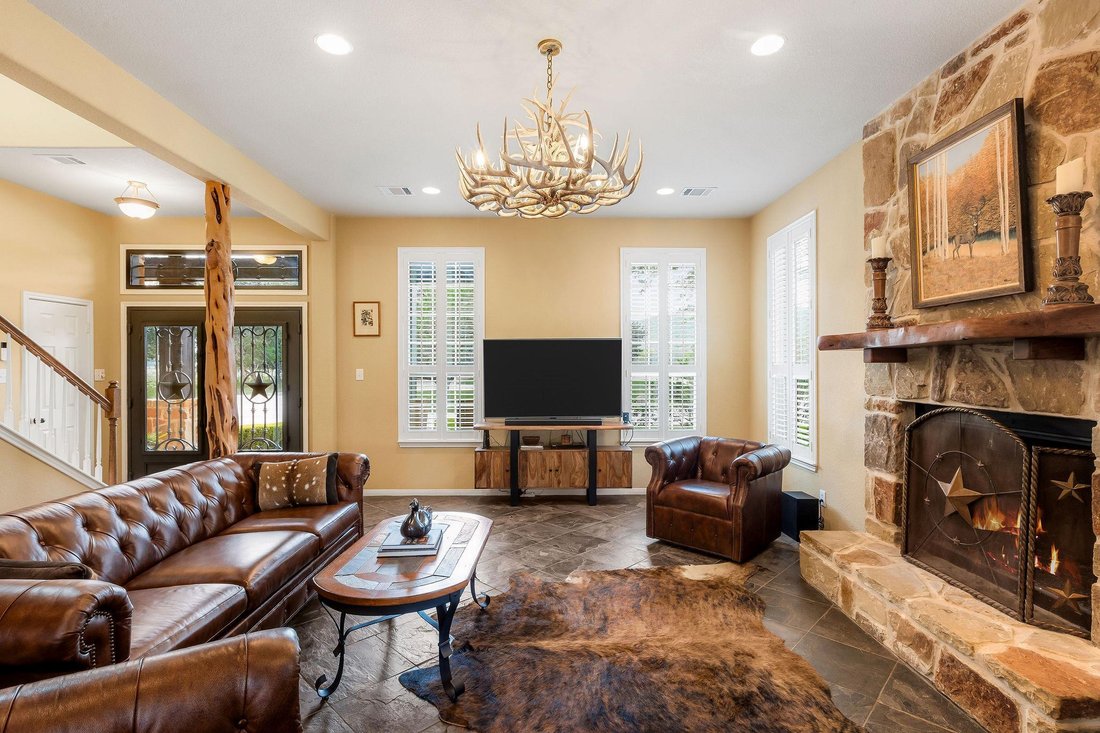 House in Uvalde, Texas, United States 4 - 18414856