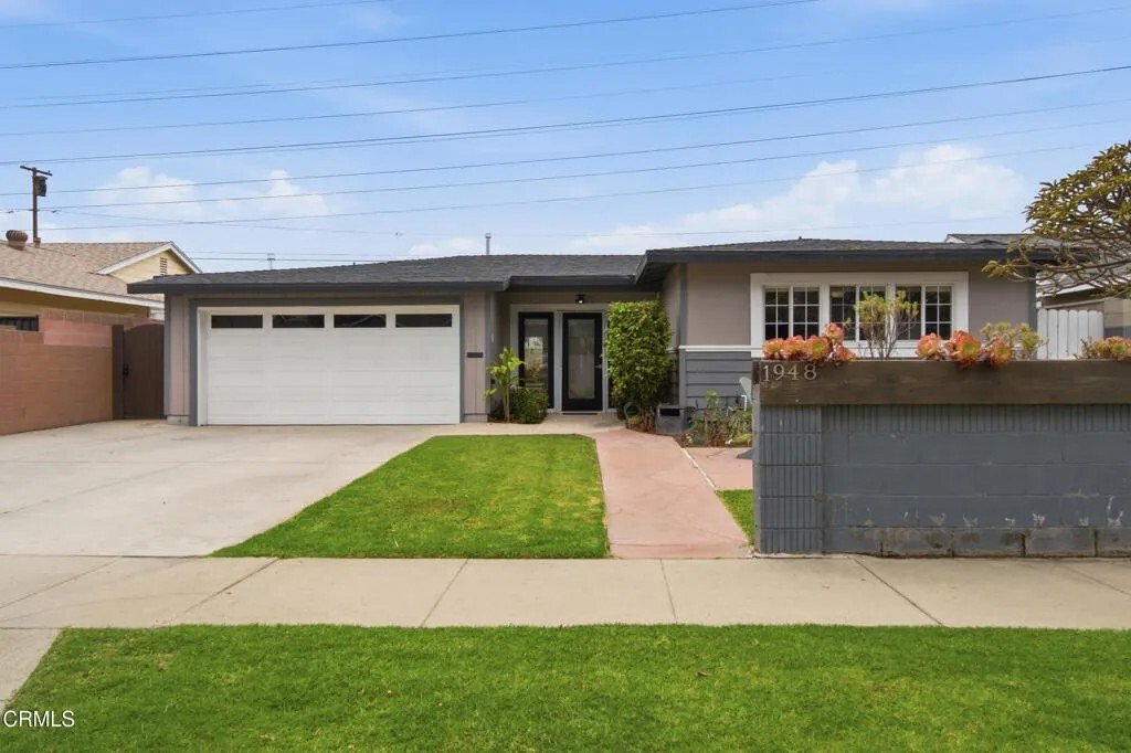 House in Signal Hill, California, United States 5 - 18318424