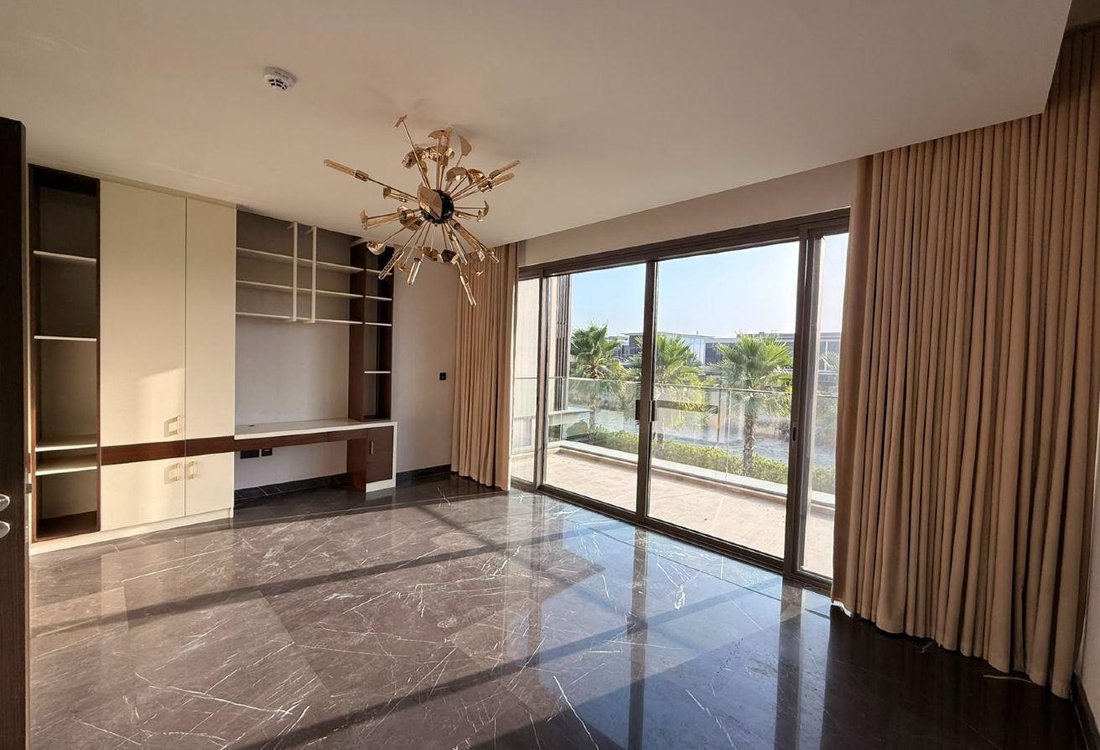 Villa in Hadaeq Sheikh Mohammed Bin Rashid, Dubai, United Arab Emirates 3 - 18418265