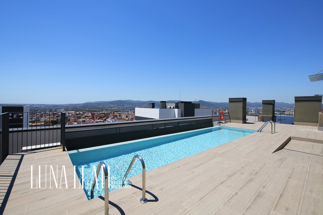 Apartment in Cornella de Llobregat, Catalonia, Spain 1 - 18411641