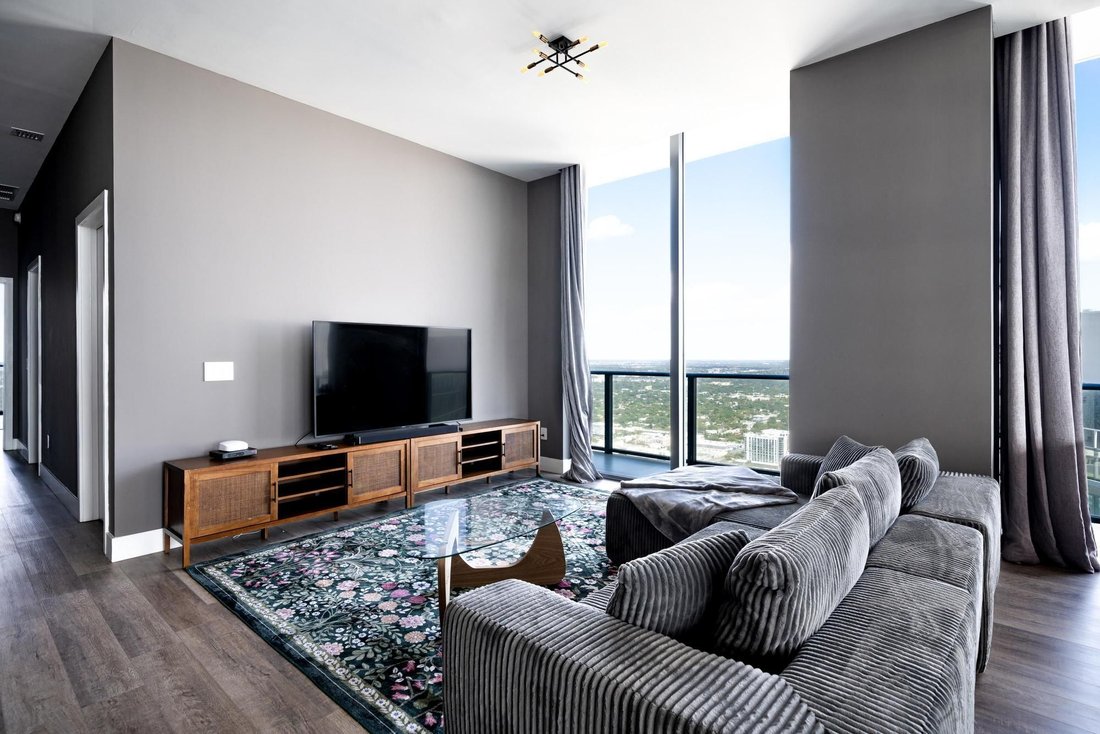 Condo in Miami, Florida, United States 2 - 18412346