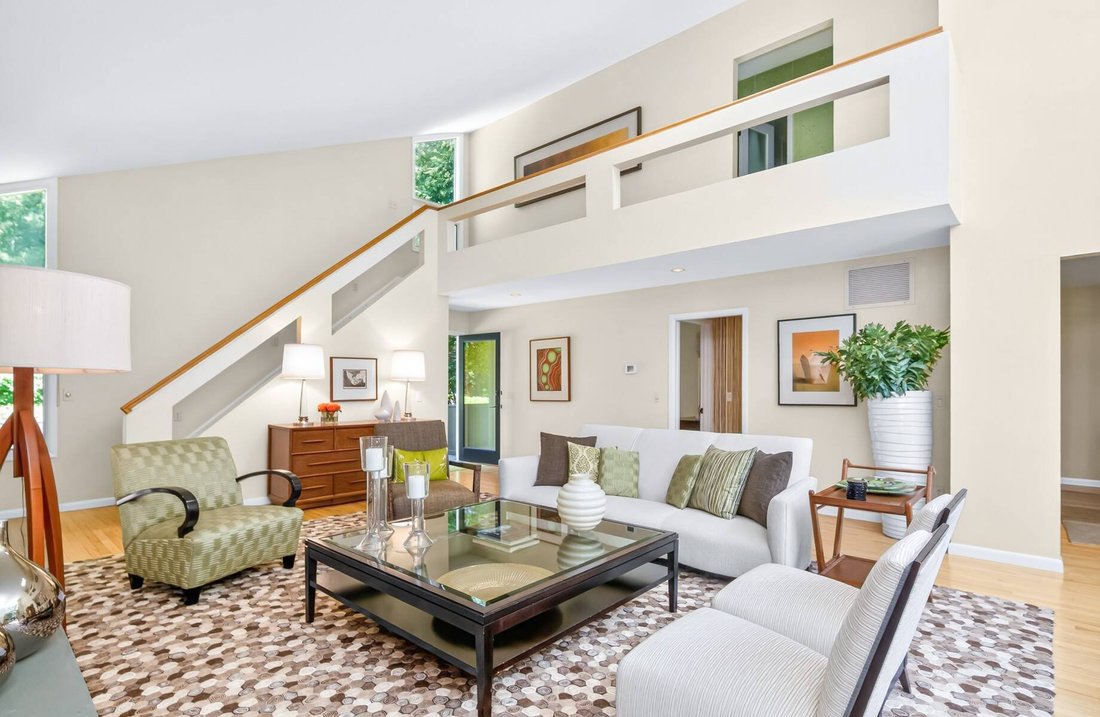 House in East Hampton, New York, United States 3 - 18405135