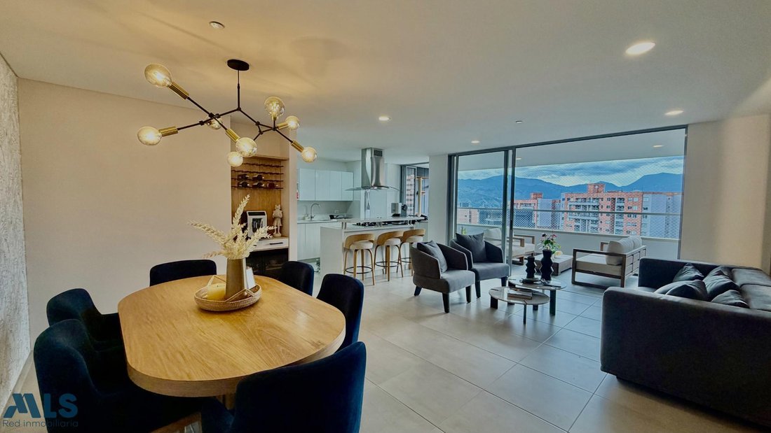 Apartment in Envigado, Antioquia, Colombia 1 - 18403693