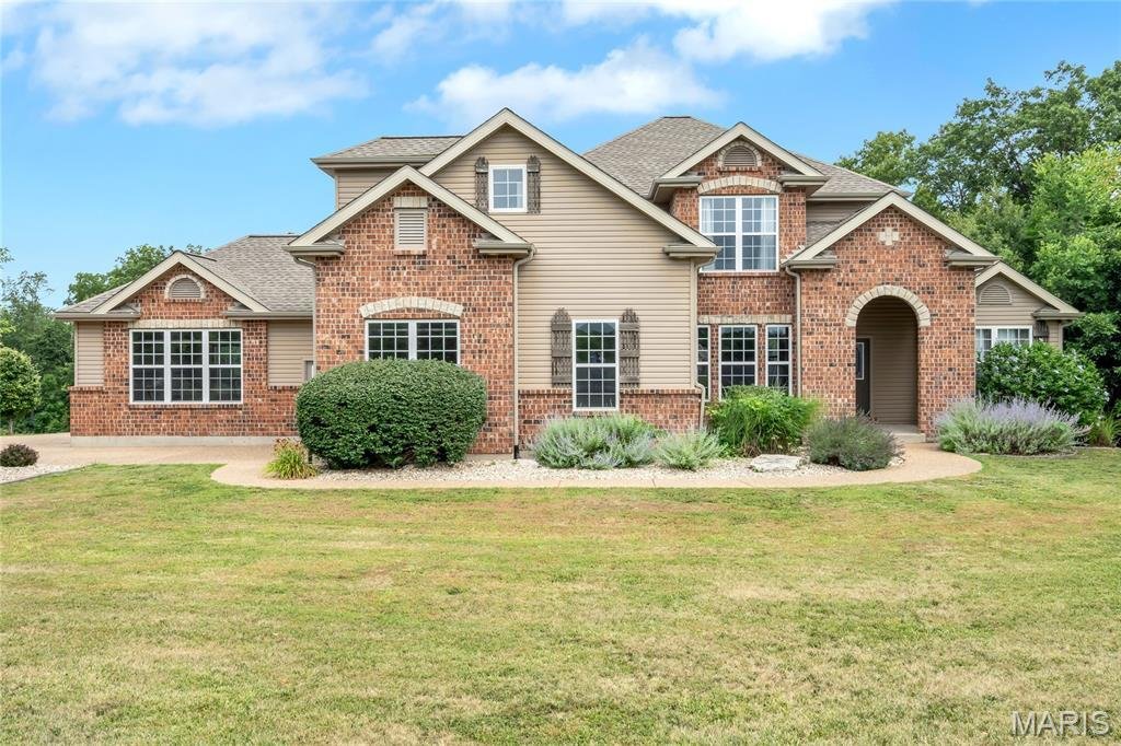 House in Troy, Missouri, United States 1 - 18414540