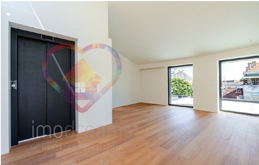 Apartamento en Lordelo do Ouro y Massarelos, Distrito de Oporto, Portugal 3 - 16621505