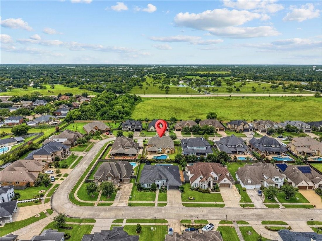 House in Friendswood, Texas, United States 5 - 18403584
