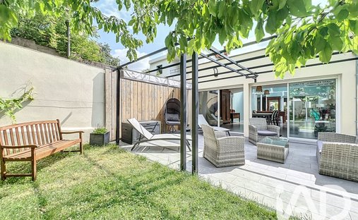 House in Le Pré Gentil, Rosny-sous-Bois, France 1