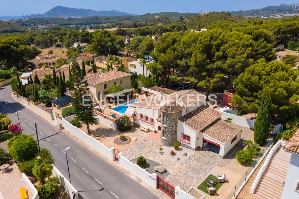 Villa in Altea, Valencian Community, Spain 2 - 18350849