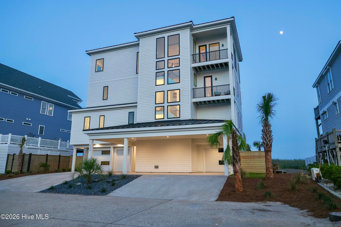 Casa a North Topsail Beach, Carolina del Nord, Stati Uniti 3 - 18416853