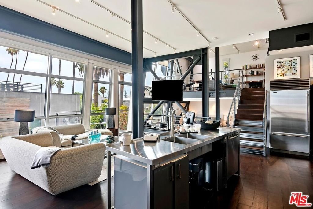 Condo in Santa Monica, California, United States 5 - 18419283