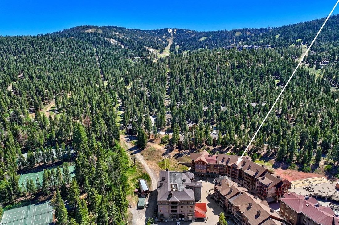 House in Truckee, California, United States 1 - 17685651