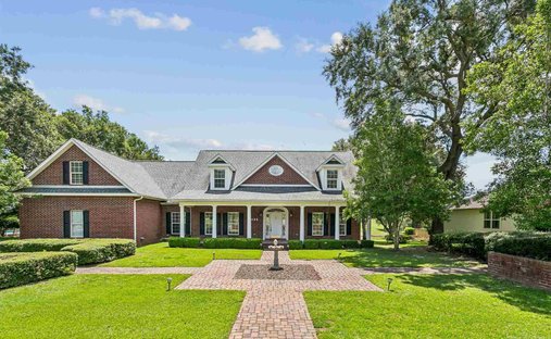 House in Pace, Florida, United States 1