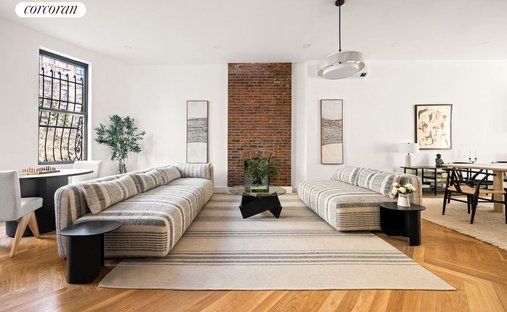 House in New York, New York, United States 1
