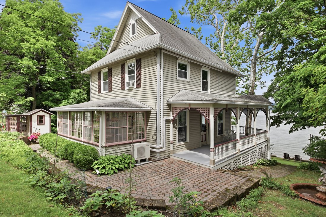 House in Hammondsport, New York, United States 2 - 18404818