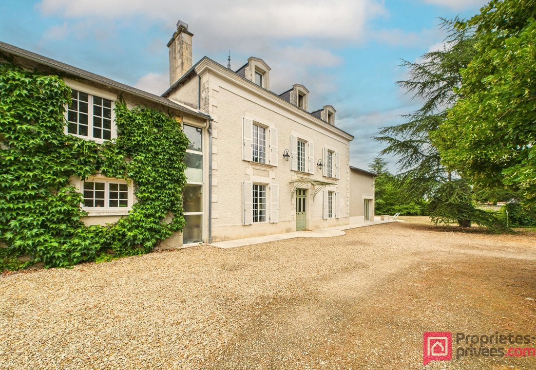 Villa in Avanton, Nouvelle-Aquitaine, France 2 - 18405262