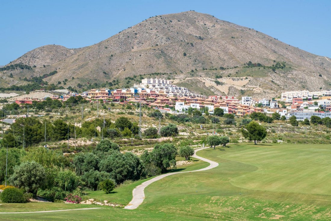 Villa in Finestrat, Valencian Community, Spain 5 - 18403092