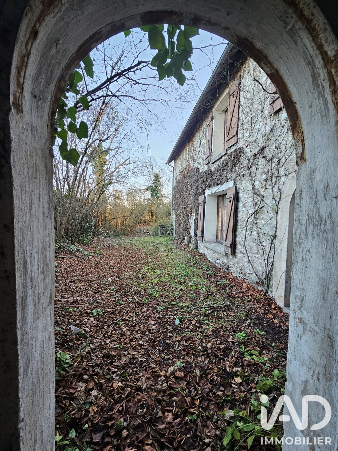House in Saint-Martin-la-Garenne, Ile-de-France, France 5 - 18414232