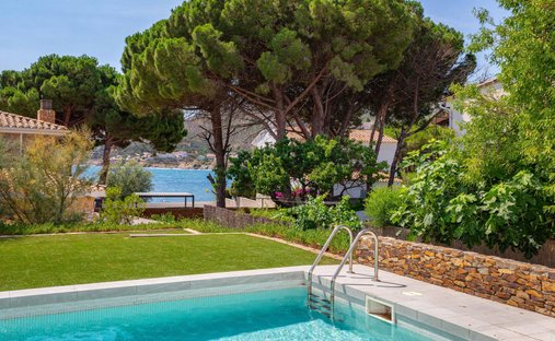 Villa in Llanca, Catalonia, Spain 1
