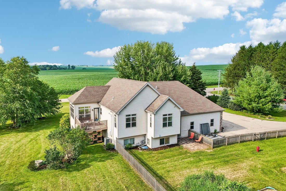 House in Sun Prairie, Wisconsin, United States 2 - 18413234