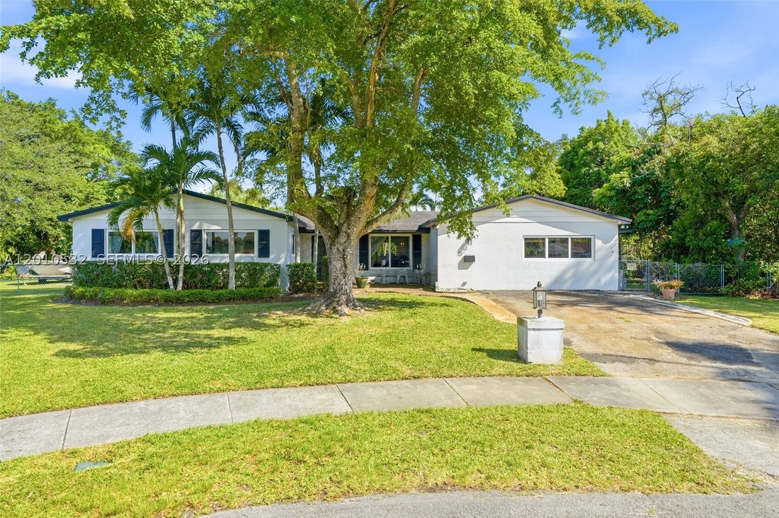 House in Miami, Florida, United States 1 - 17812312