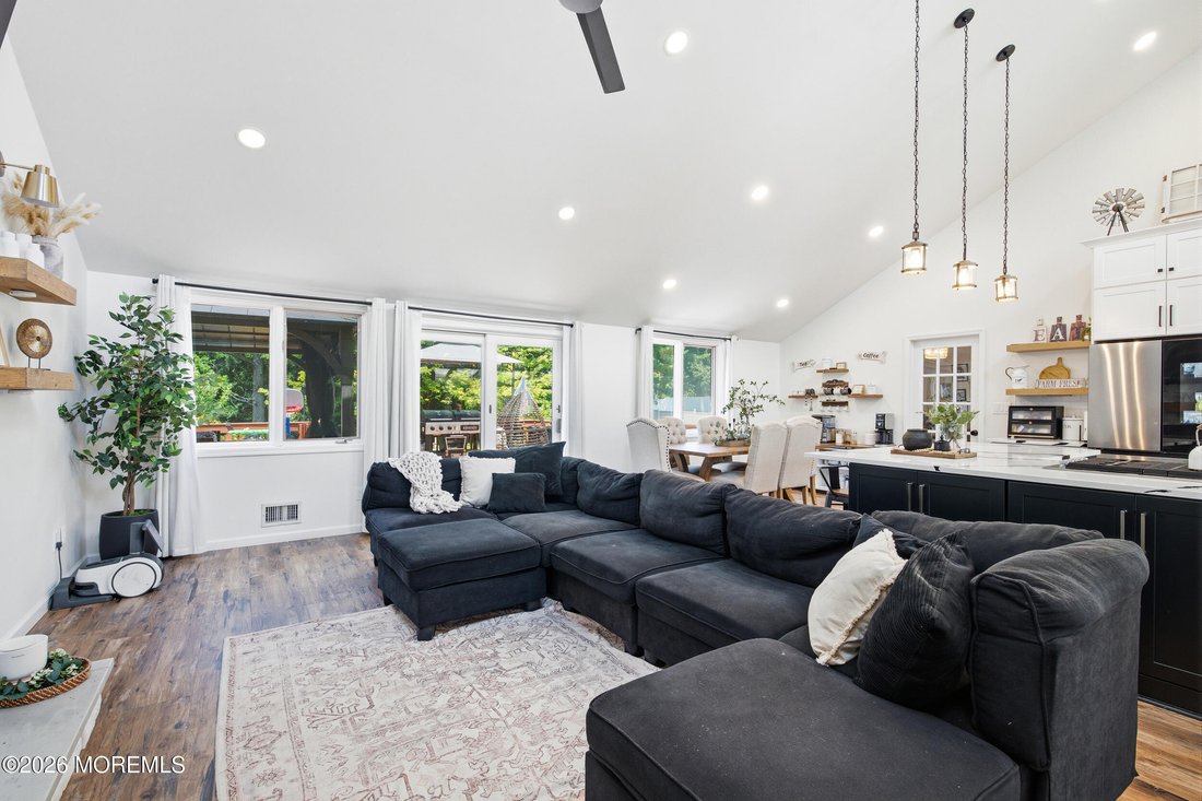 House in Matawan, New Jersey, United States 5 - 18411367