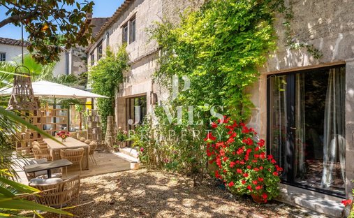 House in Paradou, Provence-Alpes-Côte d'Azur, France 1