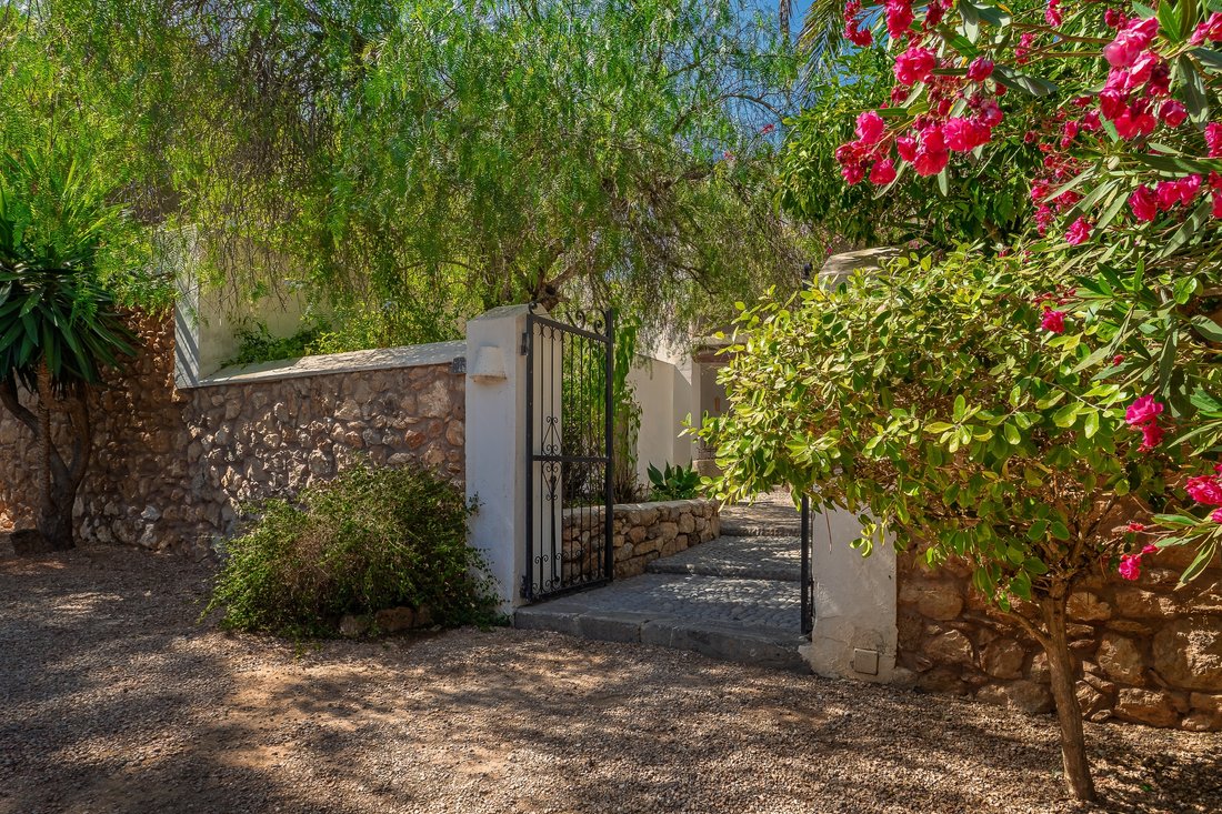 Country House in Sant Carles de Peralta, Santa Eularia des Riu, Balearic Islands 2 - 17974922