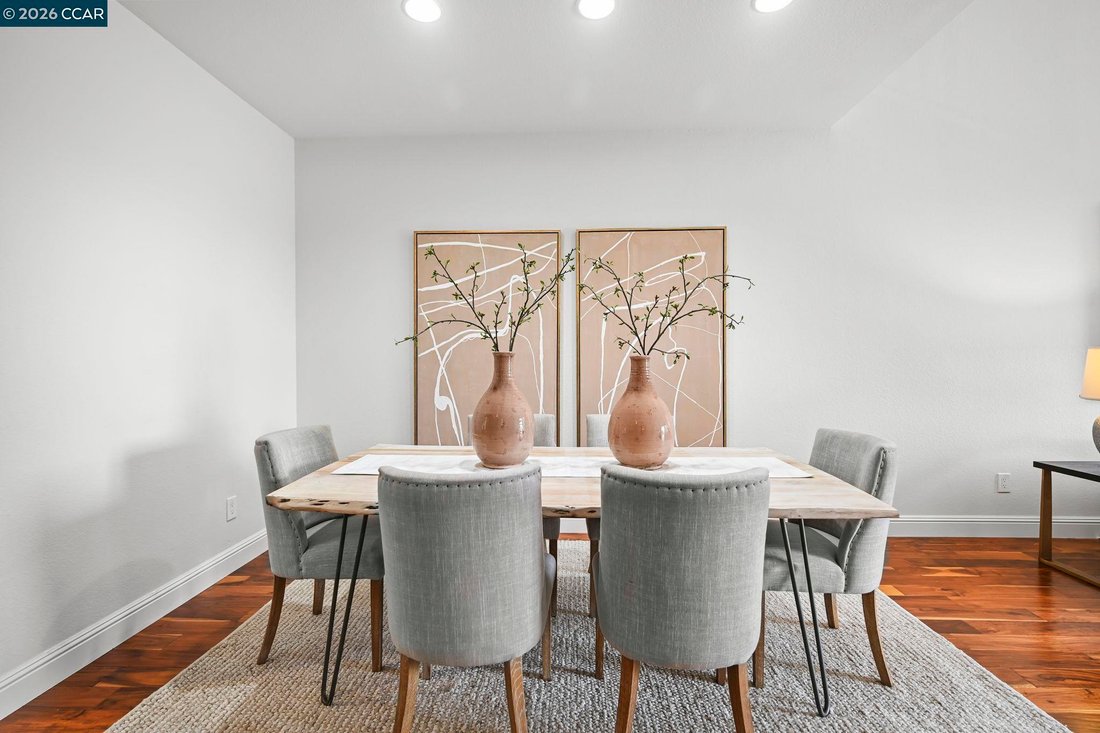 Townhouse in San Ramon, California, United States 5 - 18407422