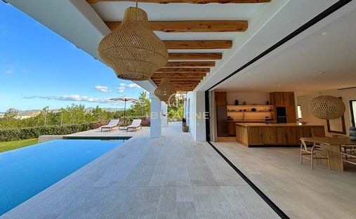 Villa in Sant Agusti des Vedra, Sant Josep de sa Talaia, Balearic Islands 1