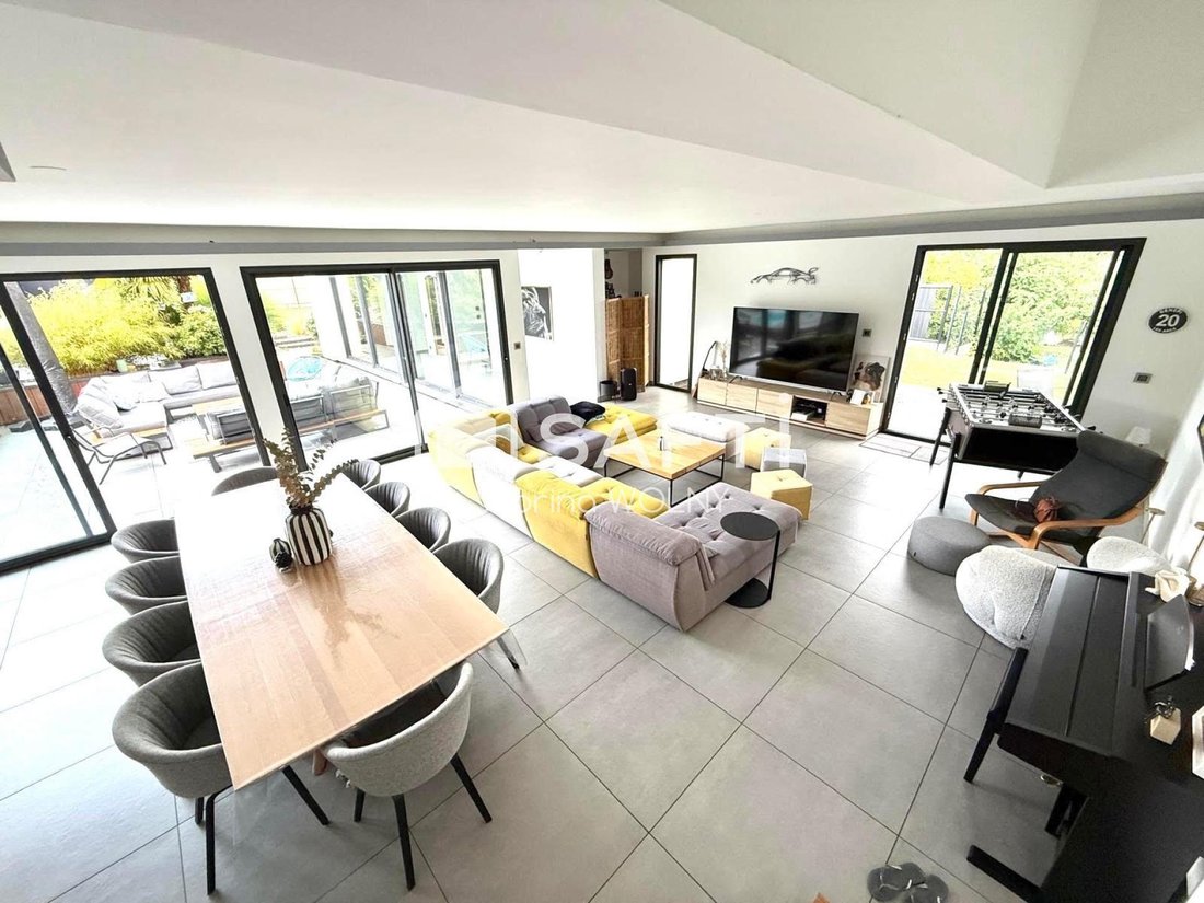 House in Vimy, Hauts-de-France, France 5 - 18412889