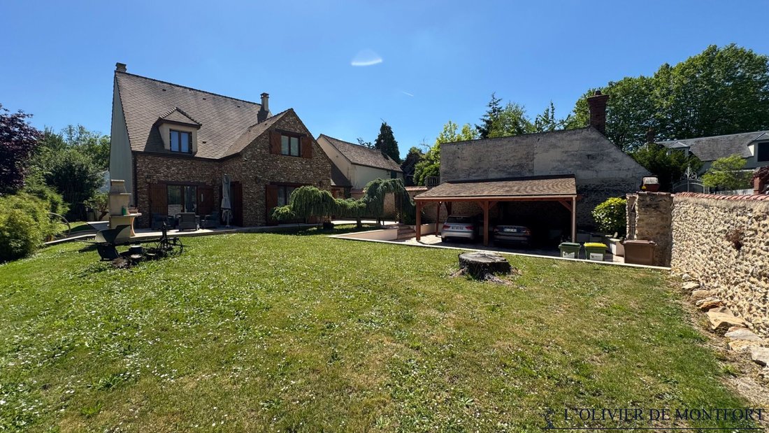 House in Le Tremblay-sur-Mauldre, Ile-de-France, France 2 - 18407558