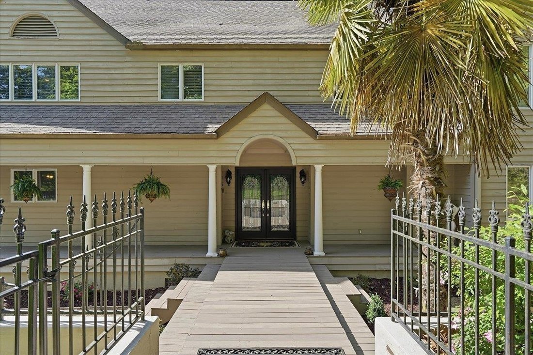 House in Spartanburg, South Carolina, United States 5 - 18406636