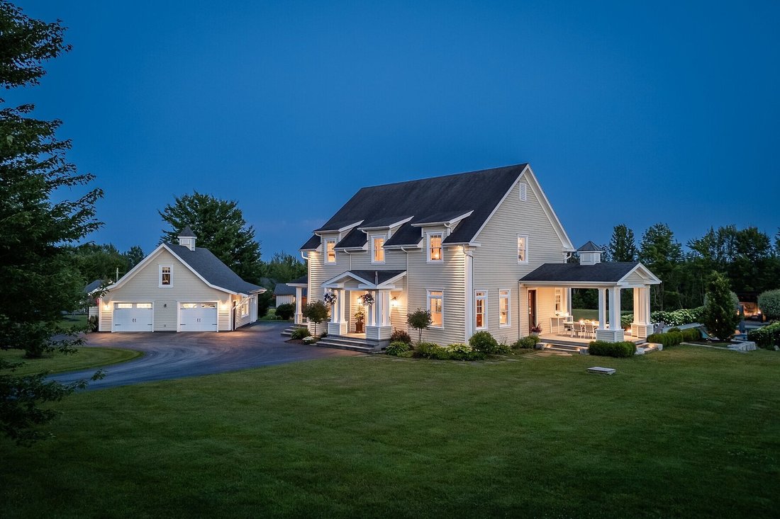 House in Magog, Quebec, Canada 3 - 18417225