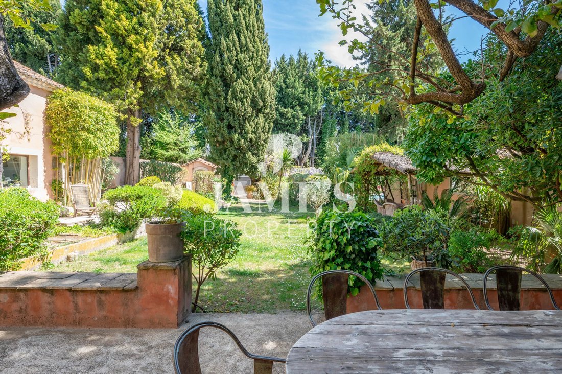 House in Paradou, Provence-Alpes-Côte d'Azur, France 4 - 18406875