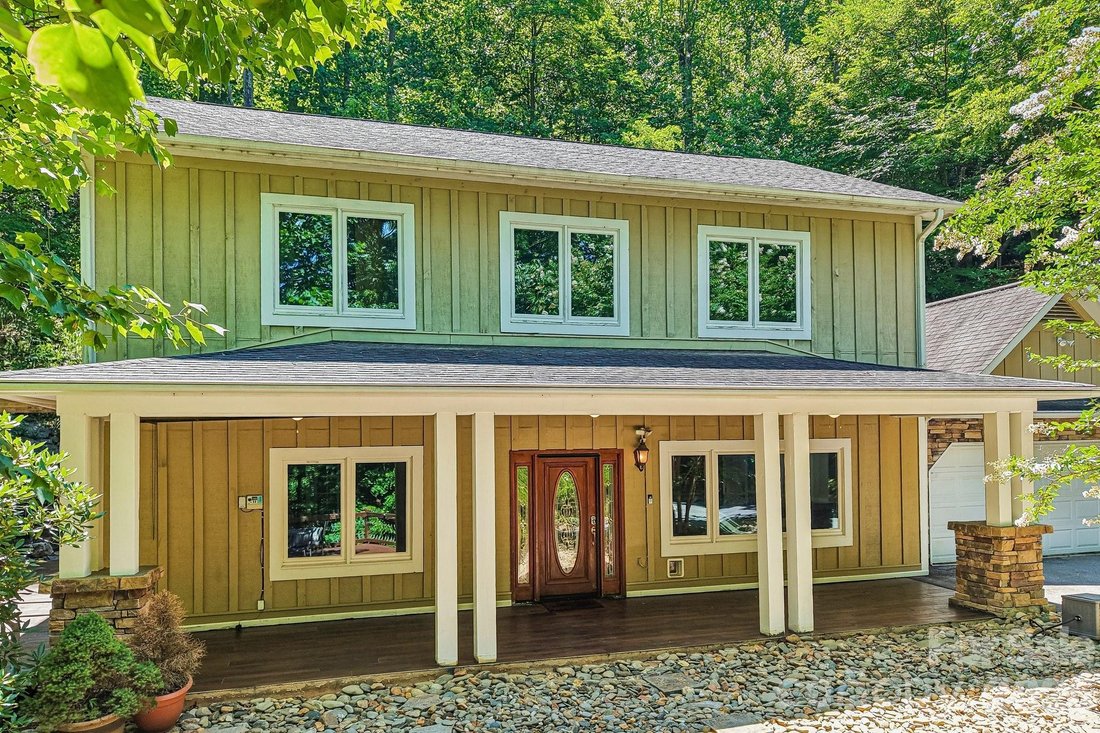 House in Mills River, North Carolina, United States 1 - 18409414