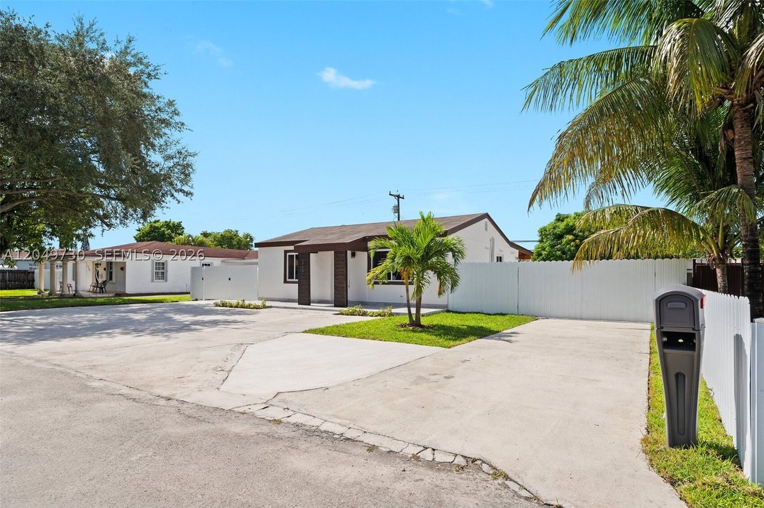 House in Miami, Florida, United States 3 - 18417271