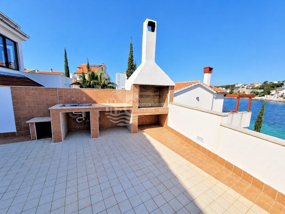 Casa en Primošten, Condado de Šibenik-Knin, Croacia 2 - 18408292