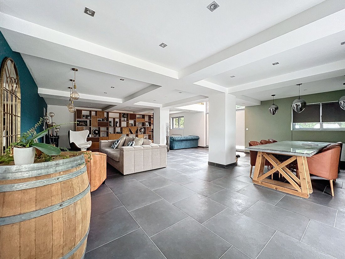 Villa in Nord, La Chapelle-d'Armentieres, France 2 - 18405751