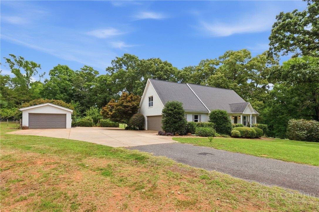 House in Waxhaw, North Carolina, United States 5 - 18402815