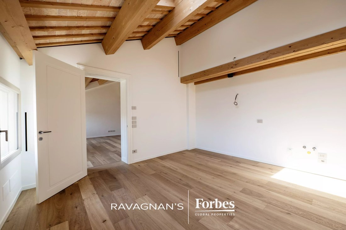 Apartment in Cathedral - Piazza dei Signori, Treviso, Italy 4 - 18404507