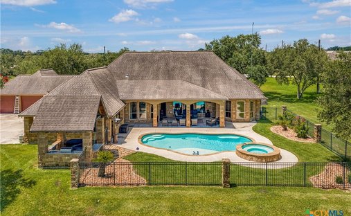 House in Yoakum, Texas, United States 1