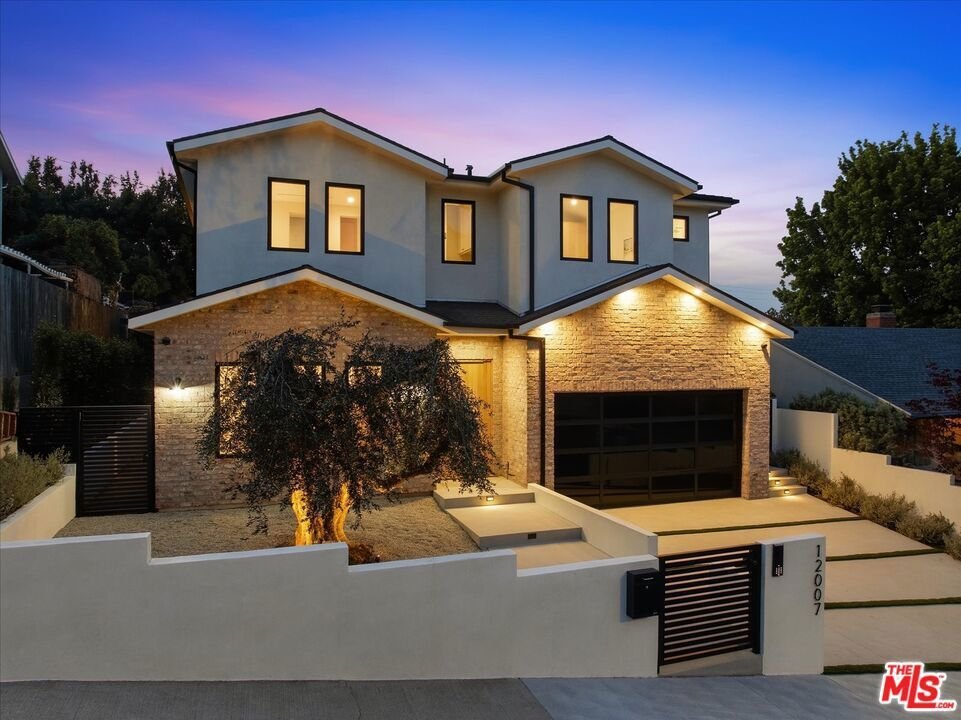 House in Los Angeles, California, United States 1 - 18407704