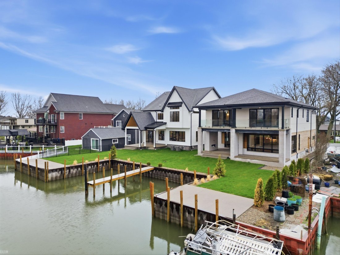 House in Mount Clemens, Michigan, United States 4 - 18413501